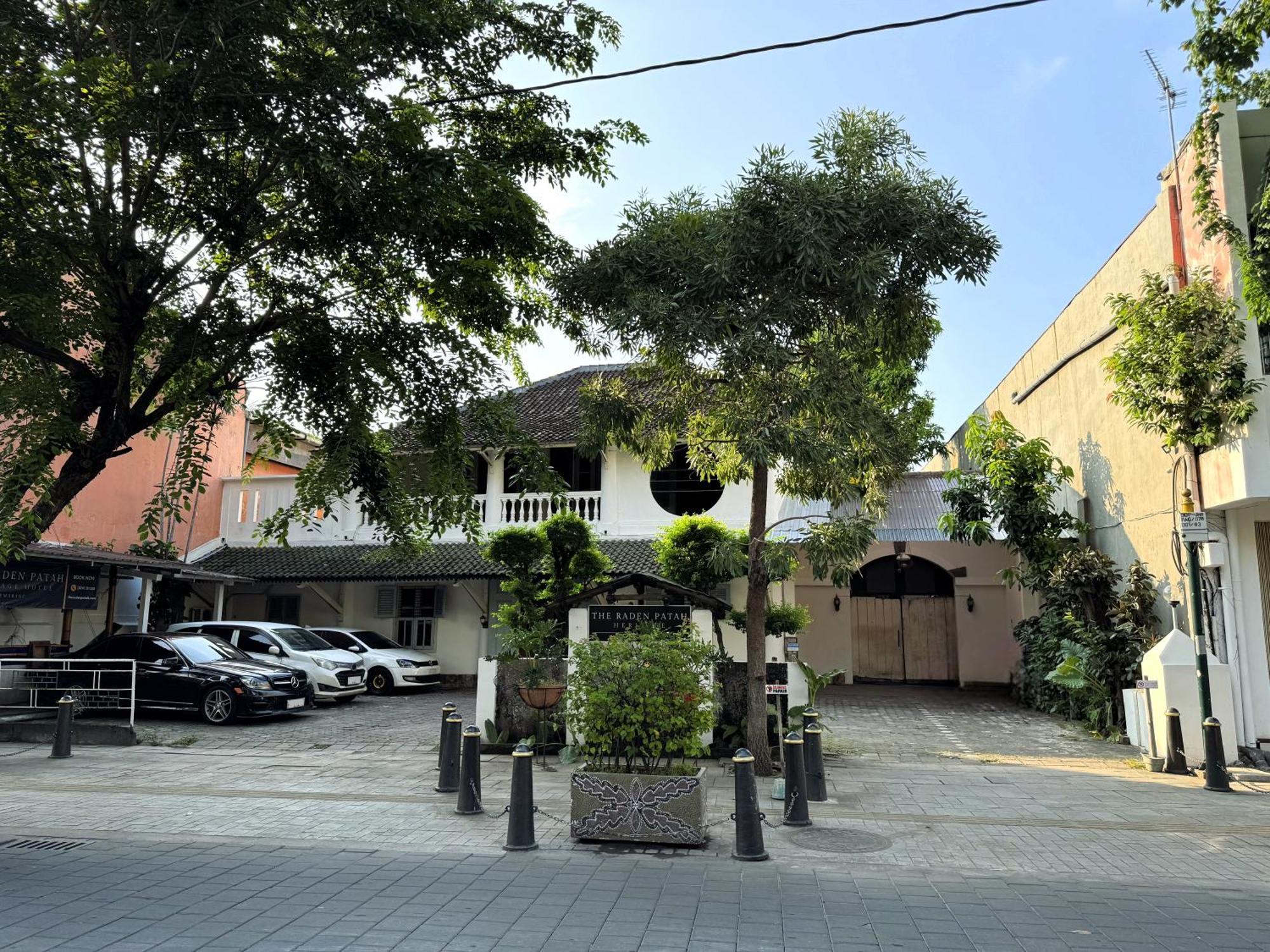 The Raden Patah Heritage Kota Lama Semarang Ngoại thất bức ảnh